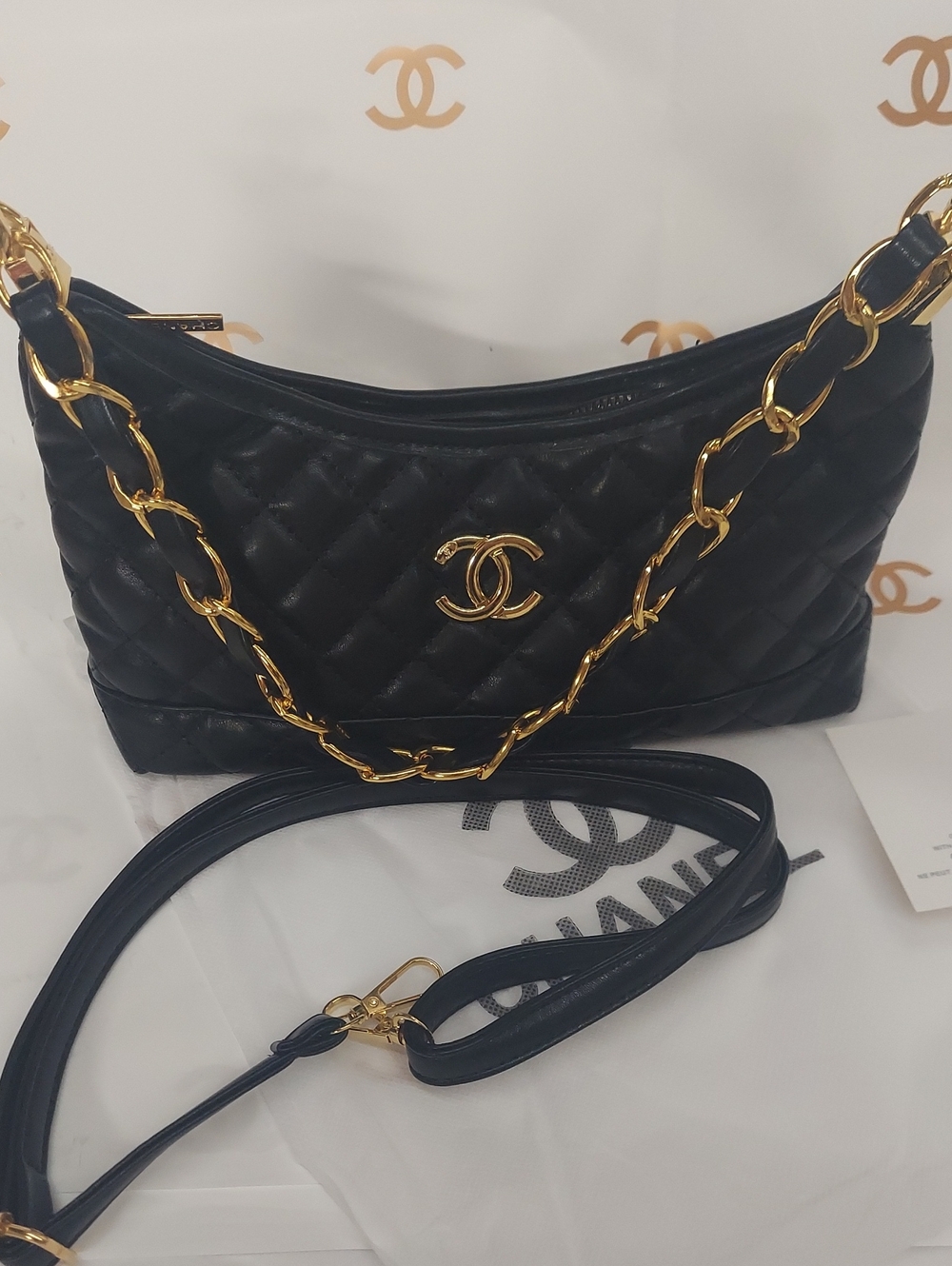 CC Beaute Chain Crossbody VIP GWP